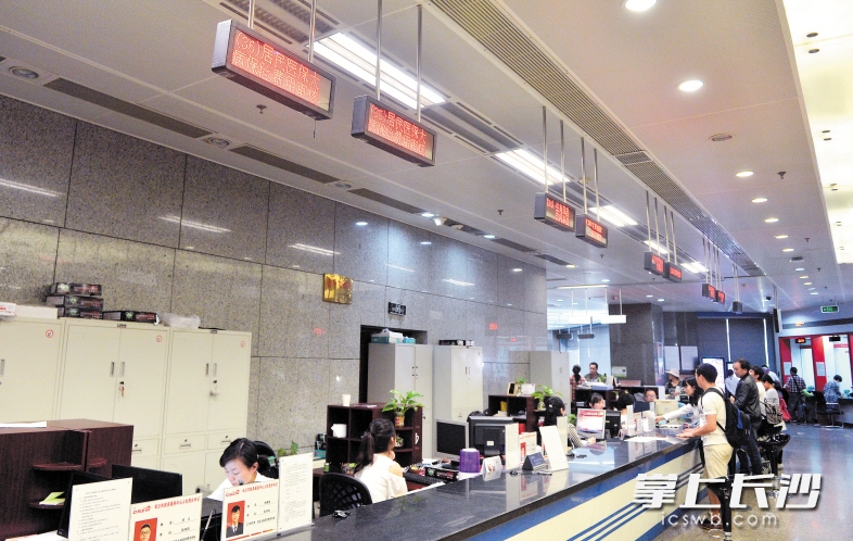 南阳同城24小时医保提取(同城医保卡转移怎么办理)