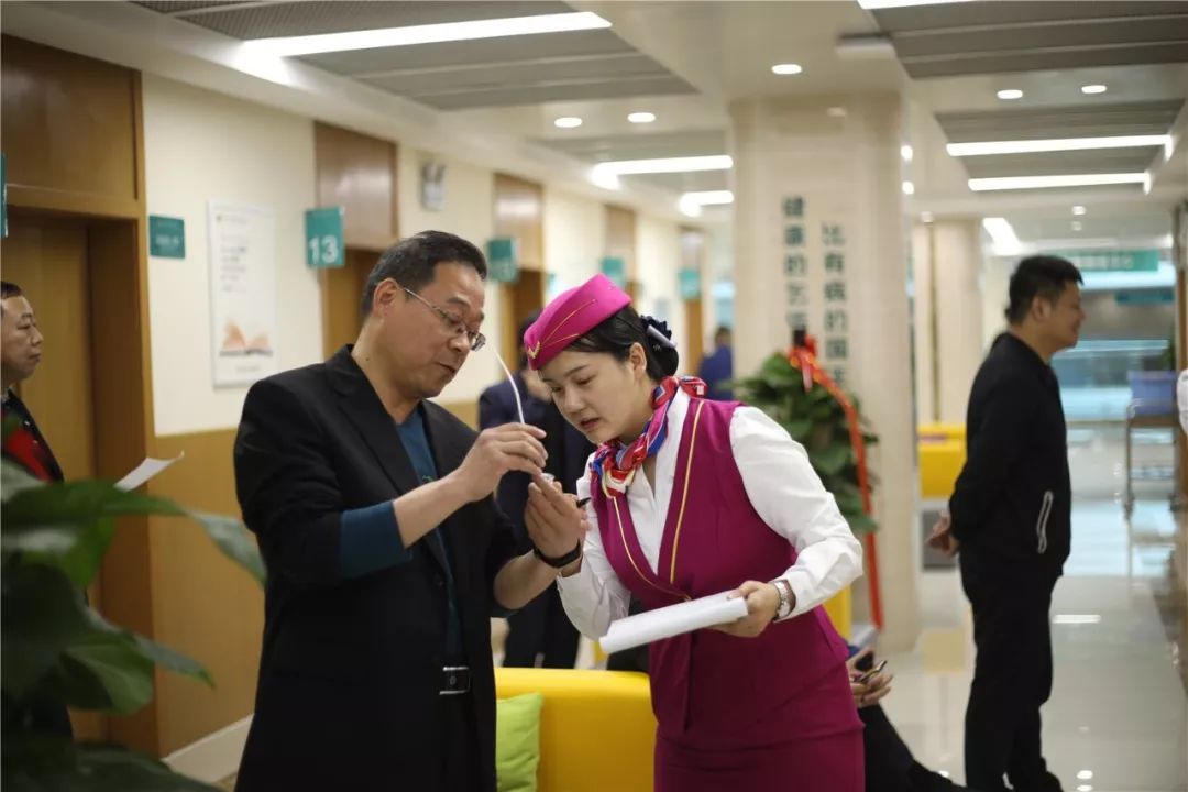 南阳24小时套医保卡(北京医保卡使用指南)